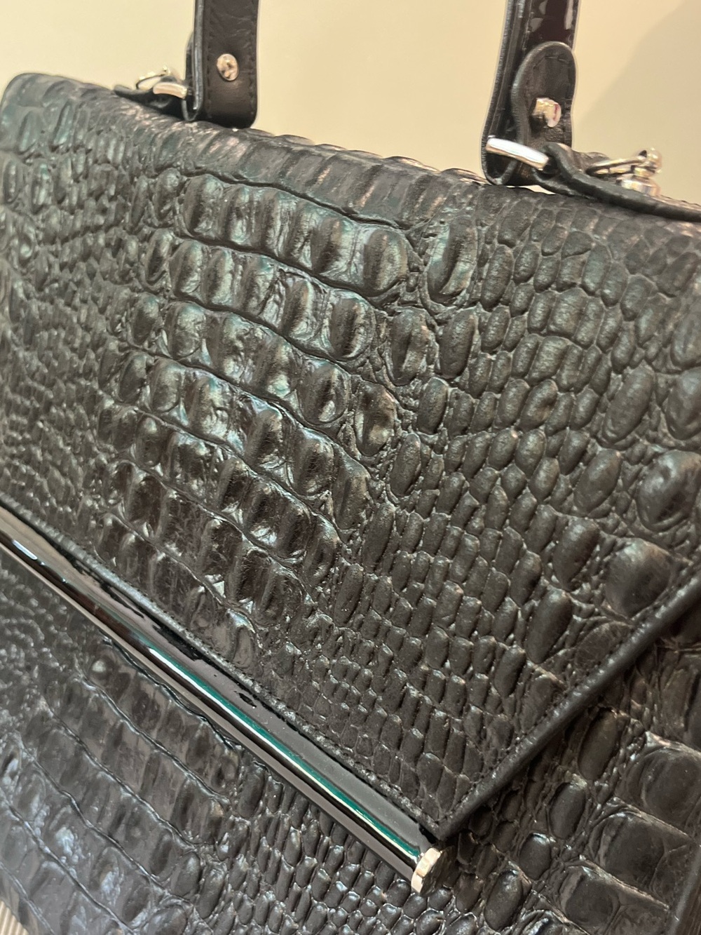 Black Croc-Texture Top Handle Shoulder Bag - Picture 6 of 16